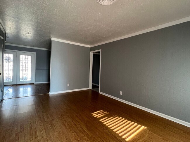 Photo - 3808 SE Camden Way