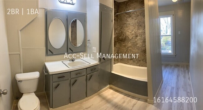 Photo - 815 Crosby St NW Unit 2