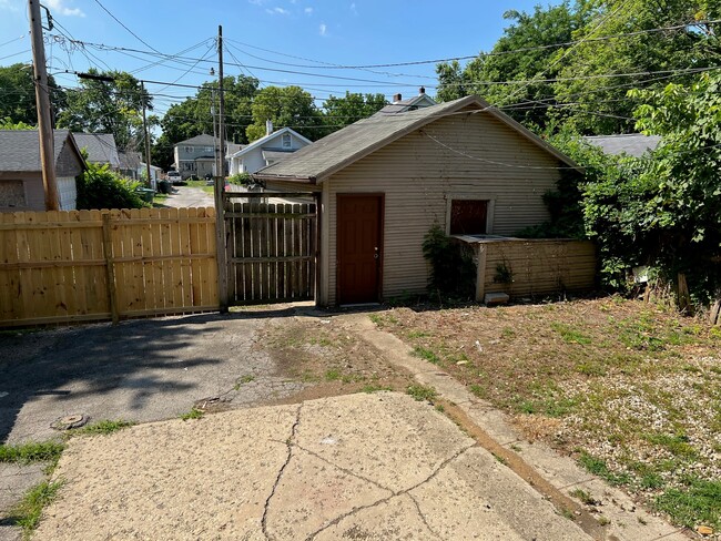 Photo - 2527 Sutton Ave