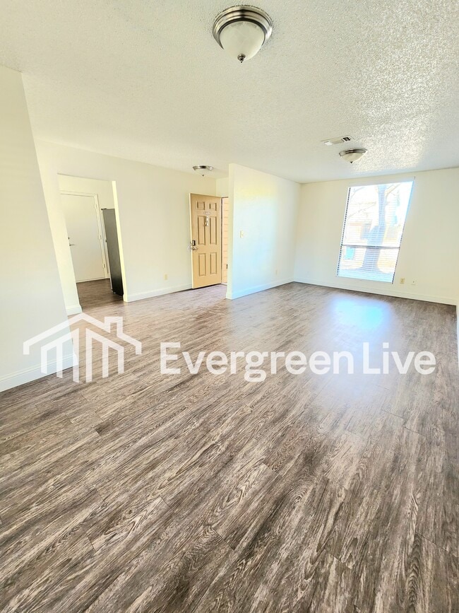 Photo - 2143 Santa Clara Ct