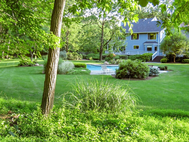 Photo - 1 Brightfield Ln