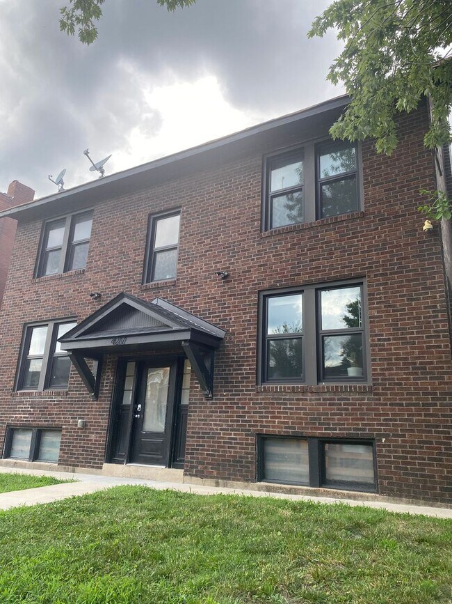 Photo - 4217 Blaine Ave Unit 4217 Blaine Avenue Apt C