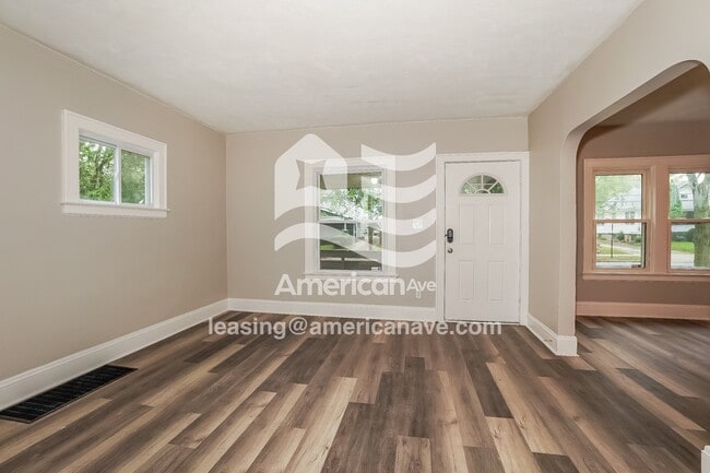 Photo - 456 Noah Ave