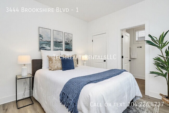 Photo - 3444 Brookshire Blvd
