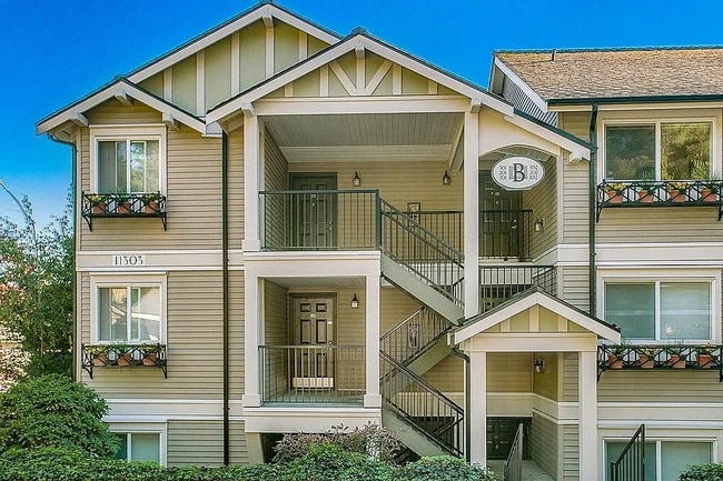 Photo - 11303 NE 128th St