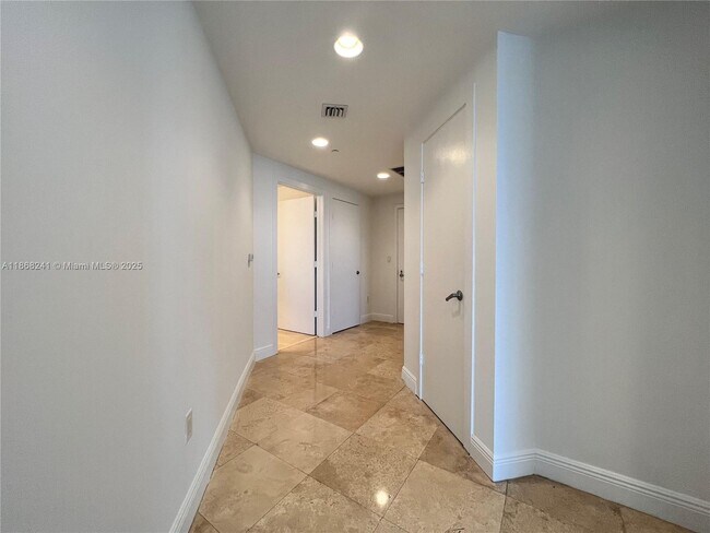 Photo - 1050 Brickell Ave Unit 1514