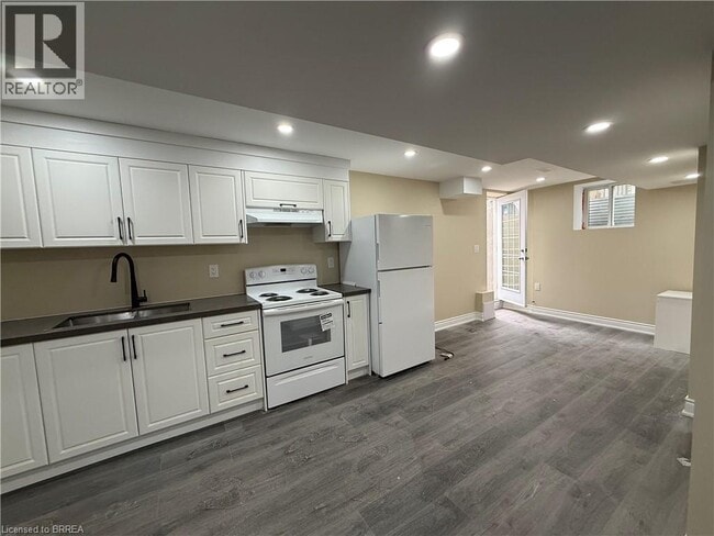 Photo - 116 Blackburn Dr