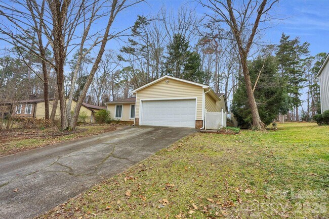 Photo - 2427 Studley Rd