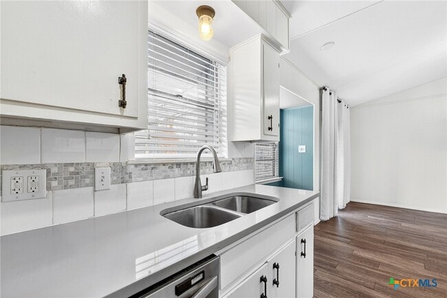 Photo - 8408 Maine Dr