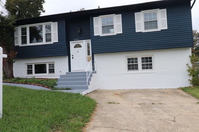 Photo - 4203 John St