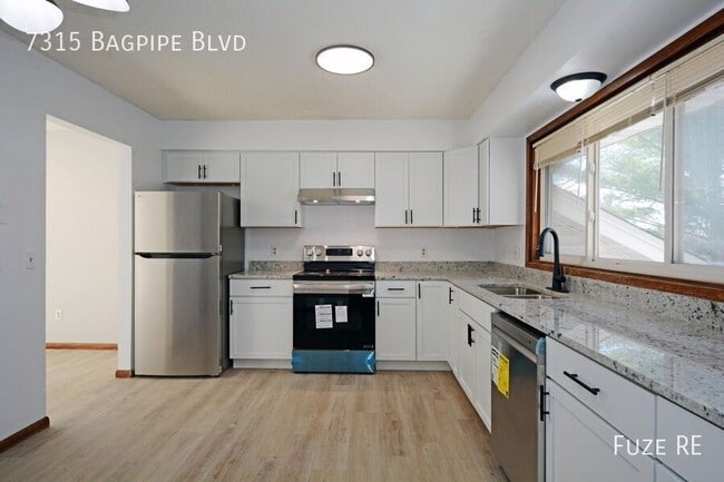 Photo - 7315 Bagpipe Blvd