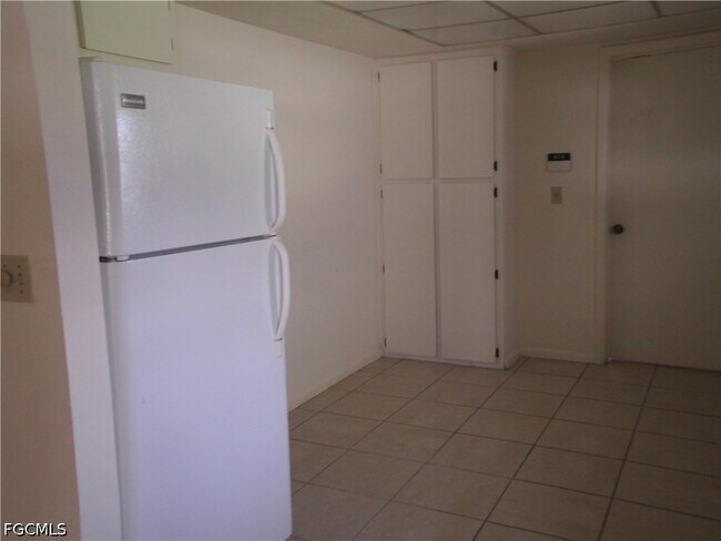 Photo - 111 Doveside Ln