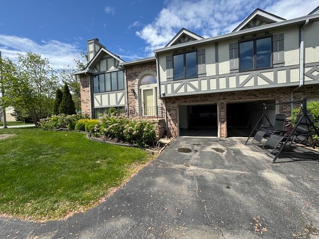 Photo - 17574 Drummond Dr House