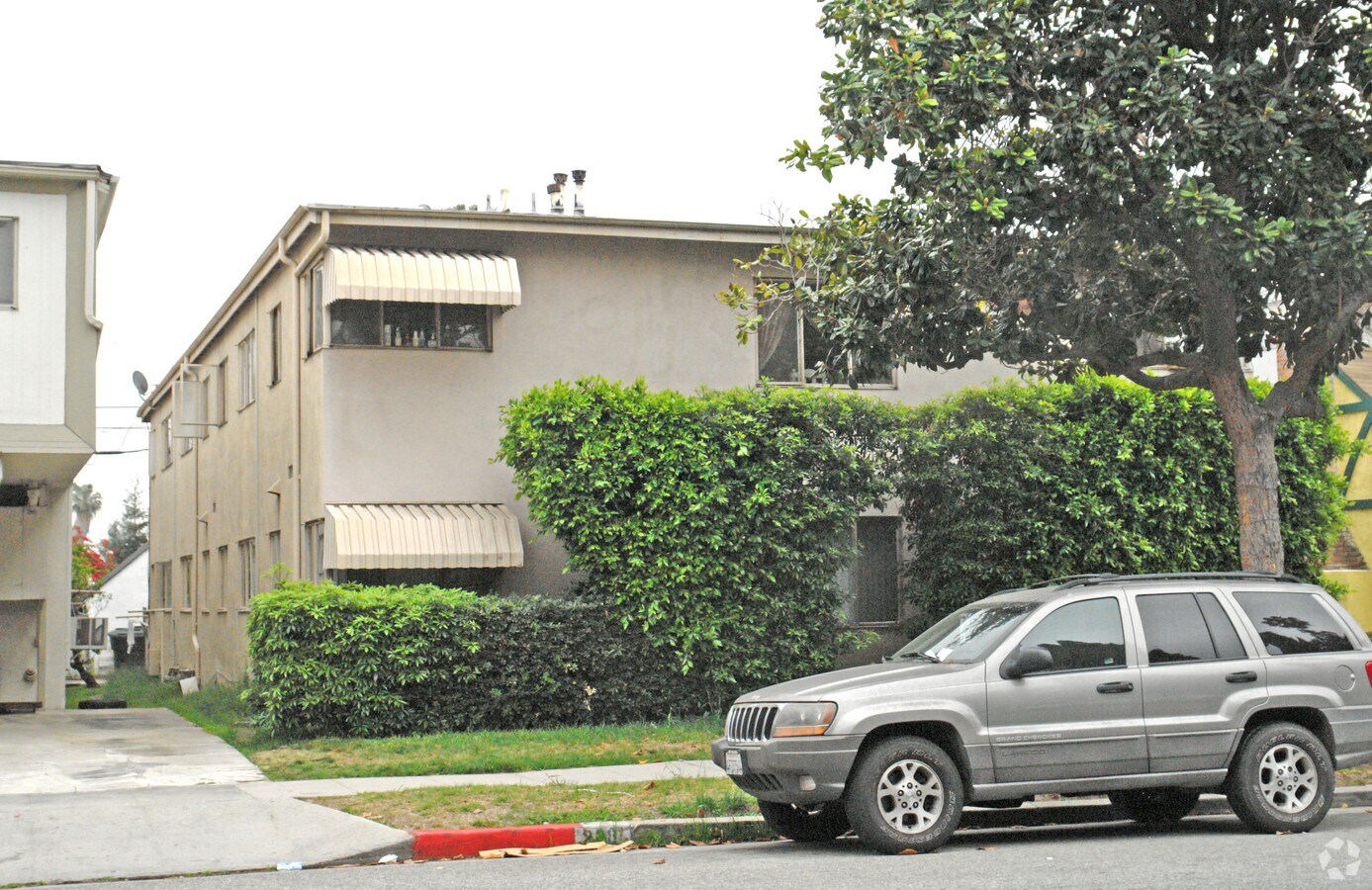 228 S Doheny Dr - 228 S Doheny Dr