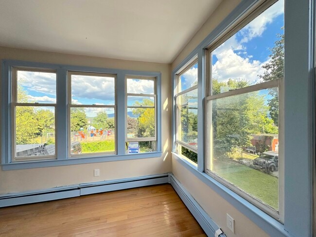 Photo - 240 Grand St Unidad 5