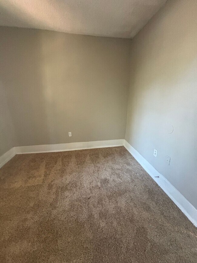 Photo - 1207 E Bolton St Unit 1207 B