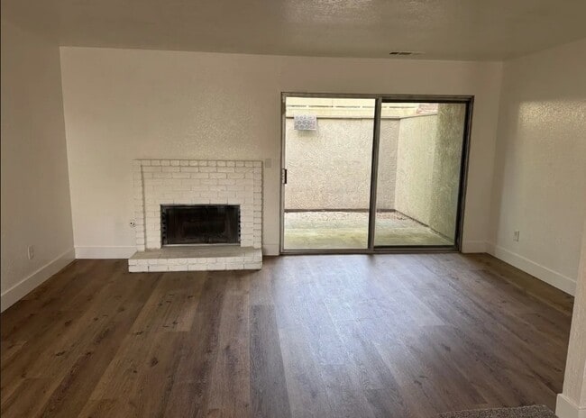 Photo - 2116 Mount Vernon Dr