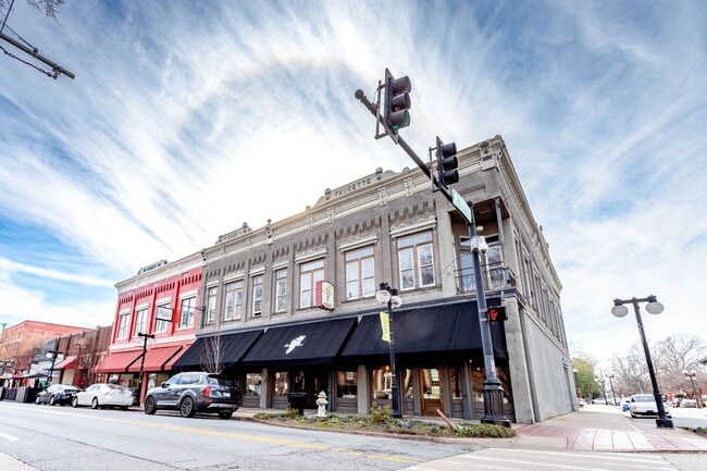 Building Photo - Cook Building (CB) Unit 429