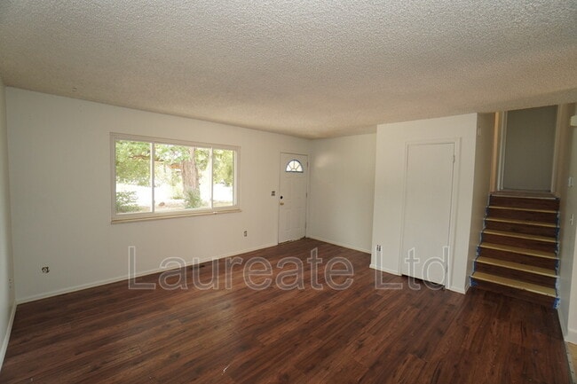 Photo - 11536 E Center Dr