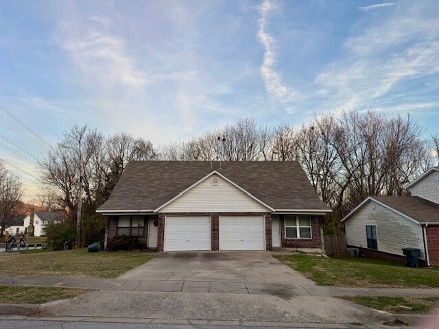 Building Photo - 884 S Green Point Trce