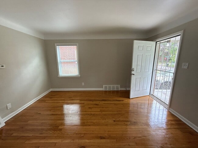 Photo - Freshly Renovated Single Family Home In De...