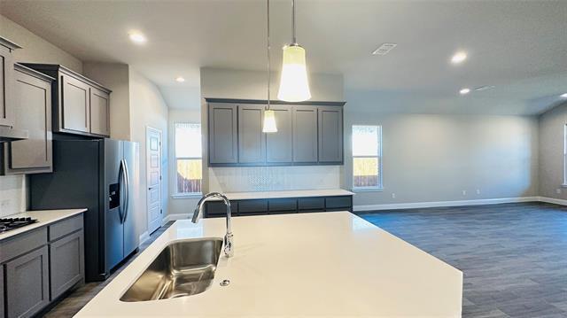 Photo - 2309 Blackcap St