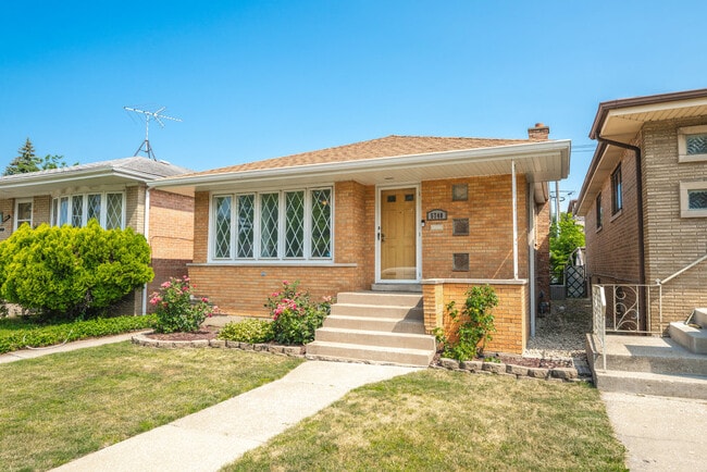 Photo - 5740 W 63rd Pl