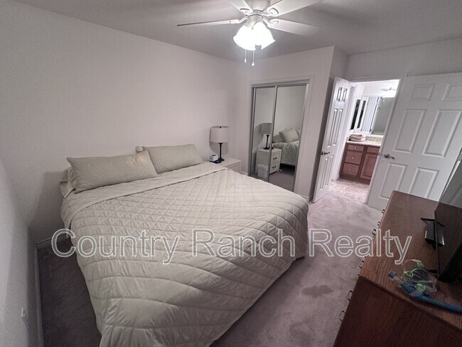 441 Moser Ave
