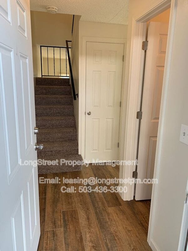 Photo - 3161 N Shore Dr SE