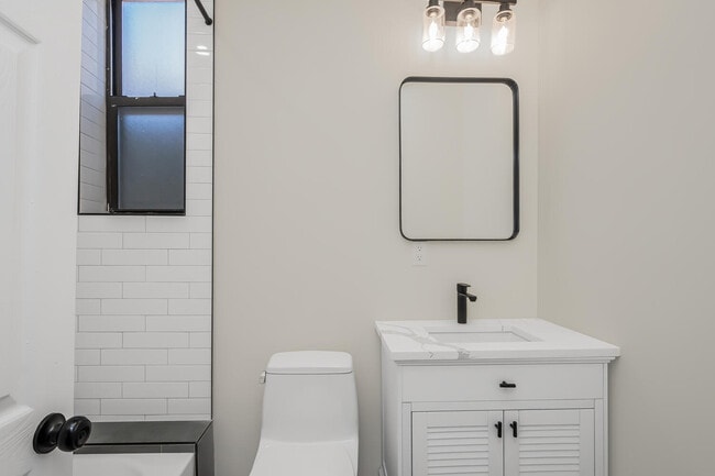 Photo - 130 Glover Ave Unidad 130