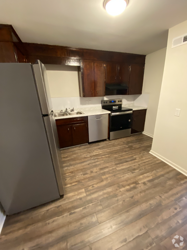 Building Photo - 441 9th Ave NE Unit Right Rental