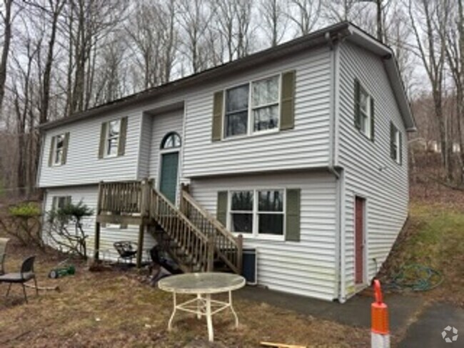 Building Photo - 1023 Rainbow Trail Rental