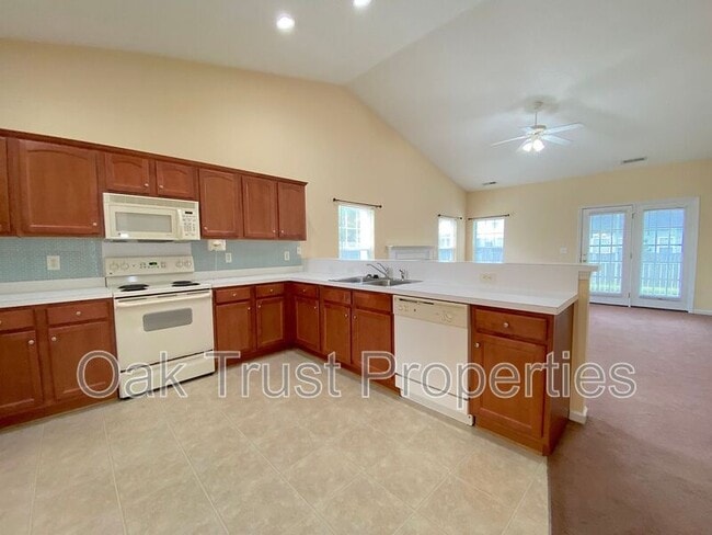 Photo - 119 Speer St