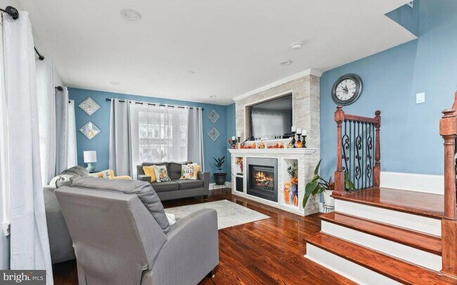 Photo - 234 Howell St