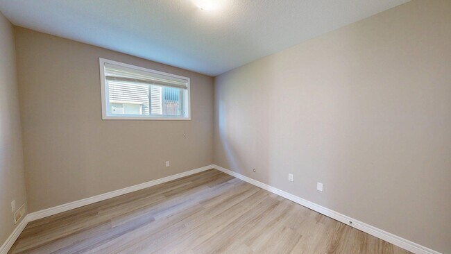 Photo - ONE BEDROOM IN BEAUTIFUL MASONVILLE AREA COMPLEX Unit 8