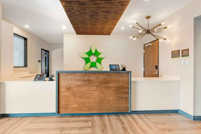 Furnished Studio-Pueblo