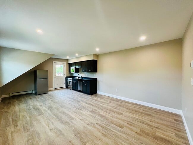 58-60 Mineral St Unit 58 C