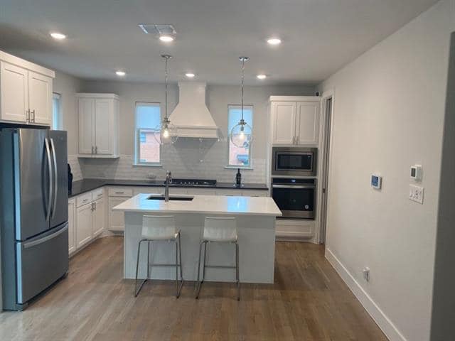 1802 Deacon Hl Ct