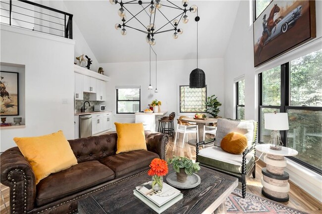 Building Photo - 119 Ashland Dr NE