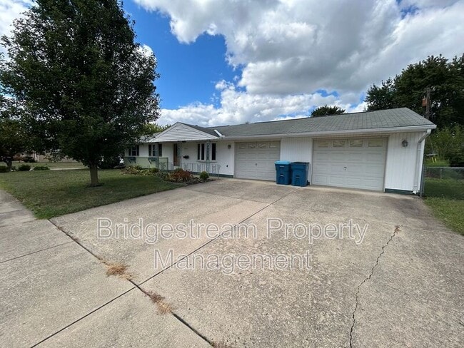 Building Photo - 7281 Klyemore Dr Rental