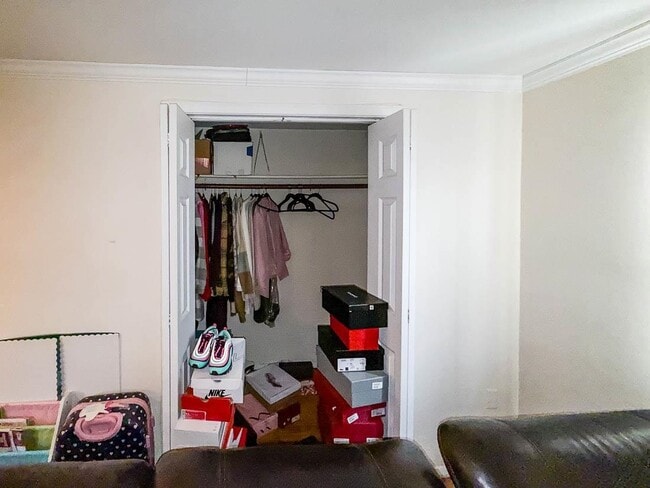 Photo - 57 Suburbia Ct Unidad 2