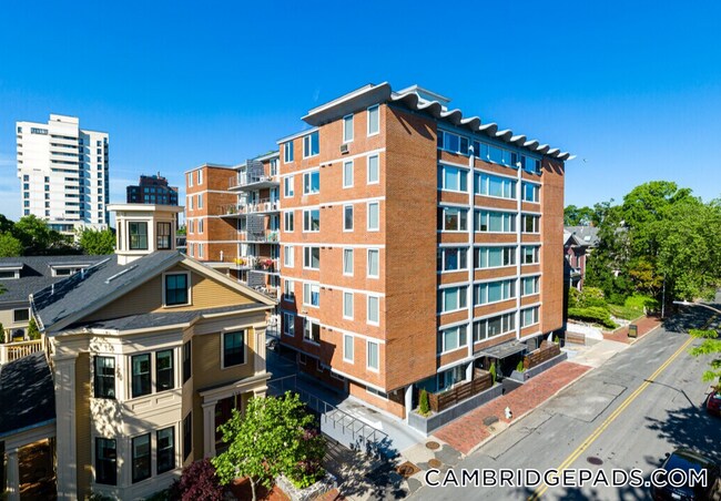 Photo - 334 Harvard St Unit J3