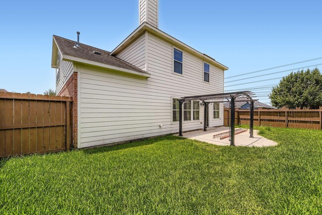 Photo - 2105 Kingwood Dr