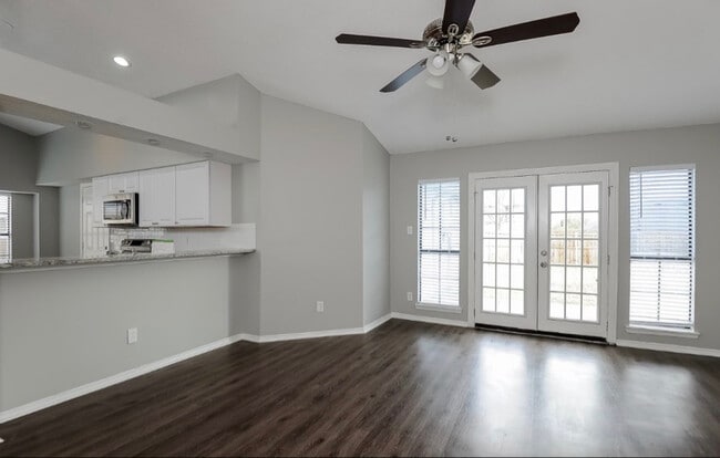 Photo - 3707 Seville Ln