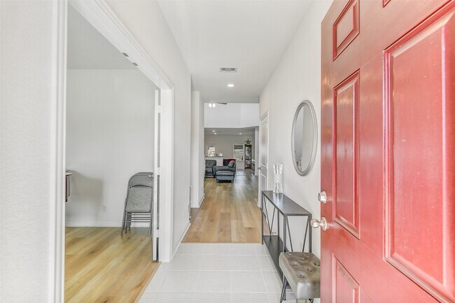 Photo - 22222 Opa Gln Dr