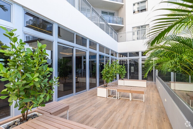 Zen Meditation Garden - Crest at Pinecrest