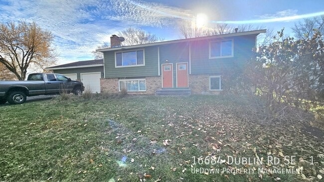 Building Photo - 16684 Dublin Rd SE Unit 1