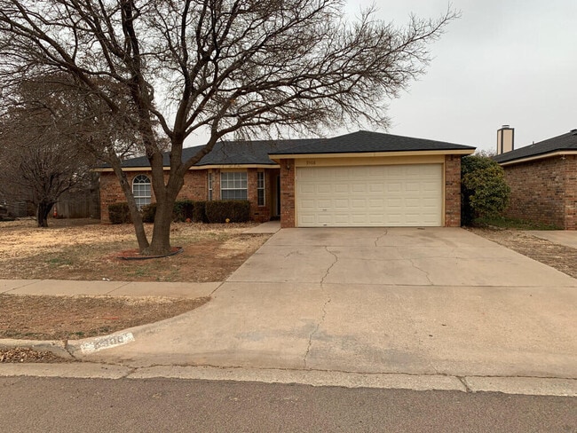 Building Photo - 5908 10th Dr