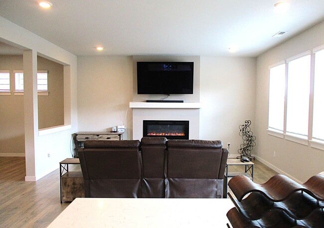 Photo - 5-Bedroom Home in Stetson Heights Backing to Greenbelt