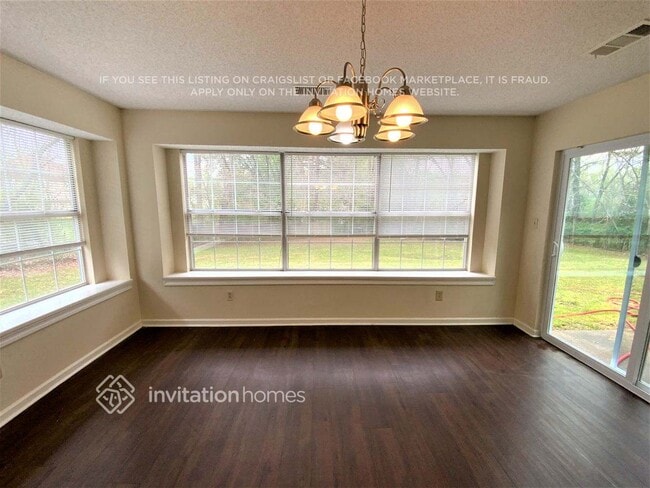 Photo - 172 Eagle Way